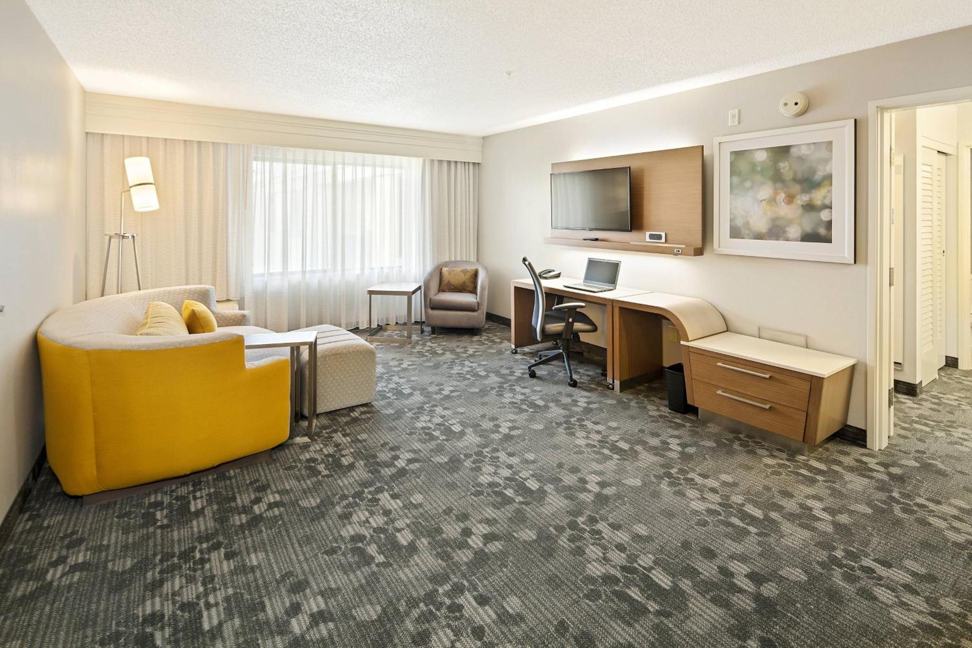 คอร์ตยาร์ด ไบรอัน คอลเลจ สเตชัน Hotel คอลเลจสเตชัน ภายนอก รูปภาพ